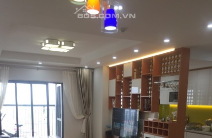 Tôi chính chủ bán căn 128m2 - 4pn3wc Goldsilk Complex  full nội thất 3 ban công giá 4 tỷ